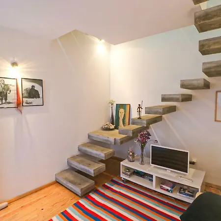 The Stair House By The Beach ナザレ