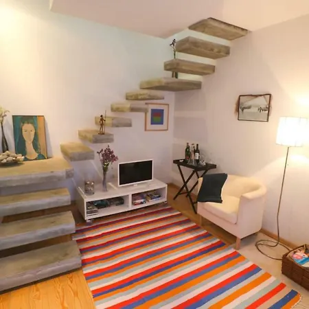 別荘 The Stair House By The Beach ナザレ